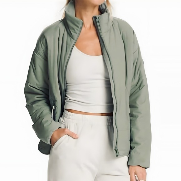 Vuori Pistachio Green Canyon Insulated Jacket Full Zip - Picture 3 of 14